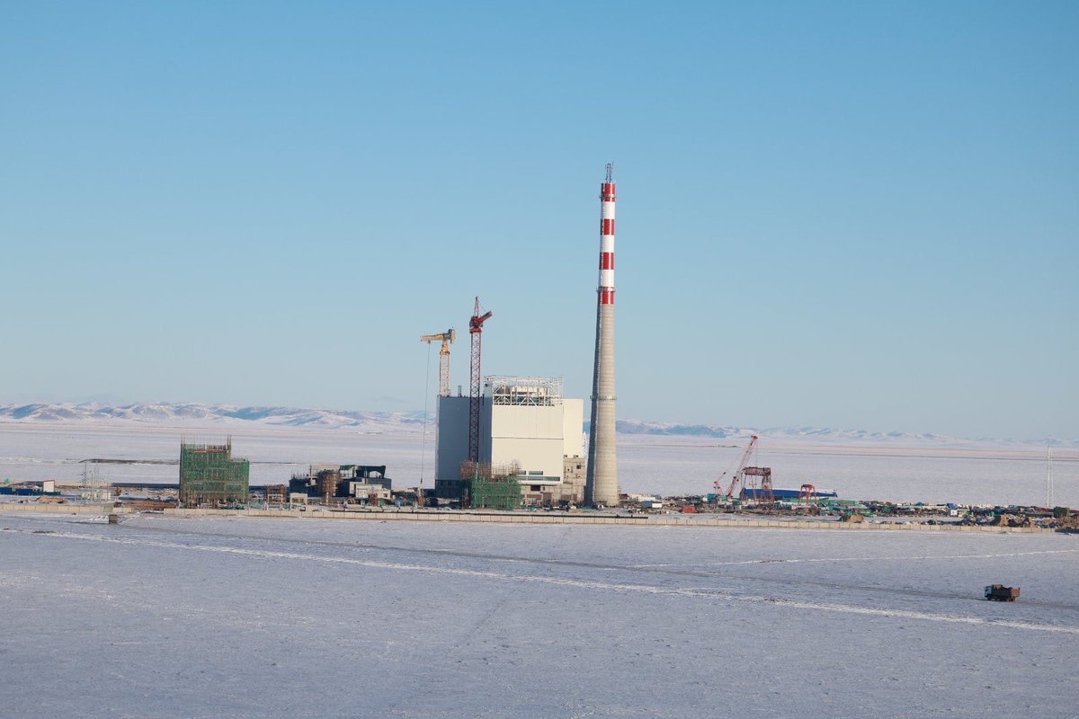 Улаанбаатар хот эрчим хүчний дутагдалд орсон. Цаашид гэр хорооллыг орон сууцжуулах, метро ашиглалтад оруулах гэх мэтээр эрчим хүчний хэрэглээ улам нэмэгдэх учир шинэ эх үүсвэрт анхаарал хандуулах зайлшгүй шаардлага тулгарч байна. 

Тиймээс өнөөдөр Бөөрөлжүүтийн 300мвт-ийн