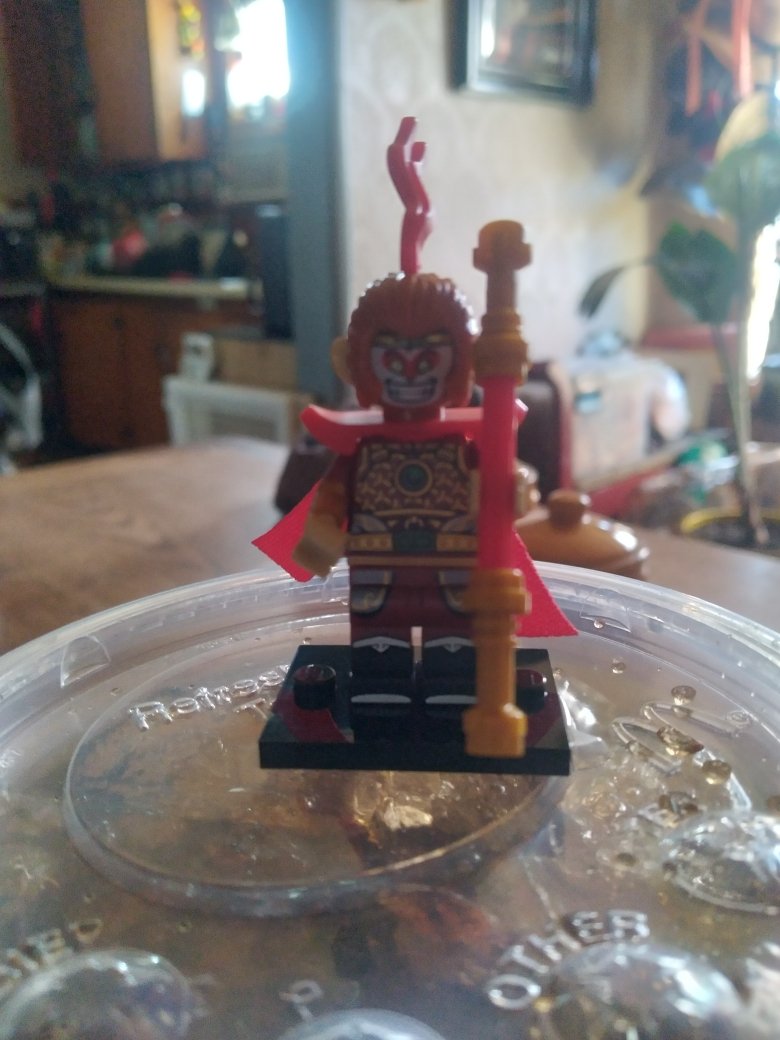 NezhasRive73568's tweet photo. He's here 🗣️

I got him in the mail today I'm happy now I put him with some other figures ( which are all like anime figures but eh I don't know where else to put Wukong ) https://t.co/6TDzPWE7id