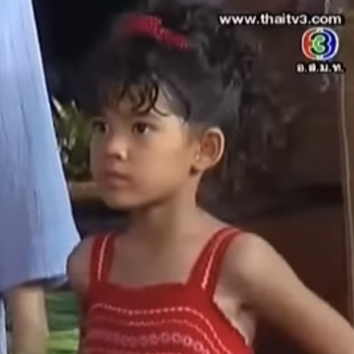 KomsakAddams's tweet image. คำขวัญวันเด็กของใคร ที่โดนใจเพื่อนๆคะ?

อีแก่บ้าน้ำลาย พูดพร่ำอะไรไม่รู้เรื่อง : *กดรีทวีต
มึงมาตบหน้ากูทำไม : *กดหัวใจ