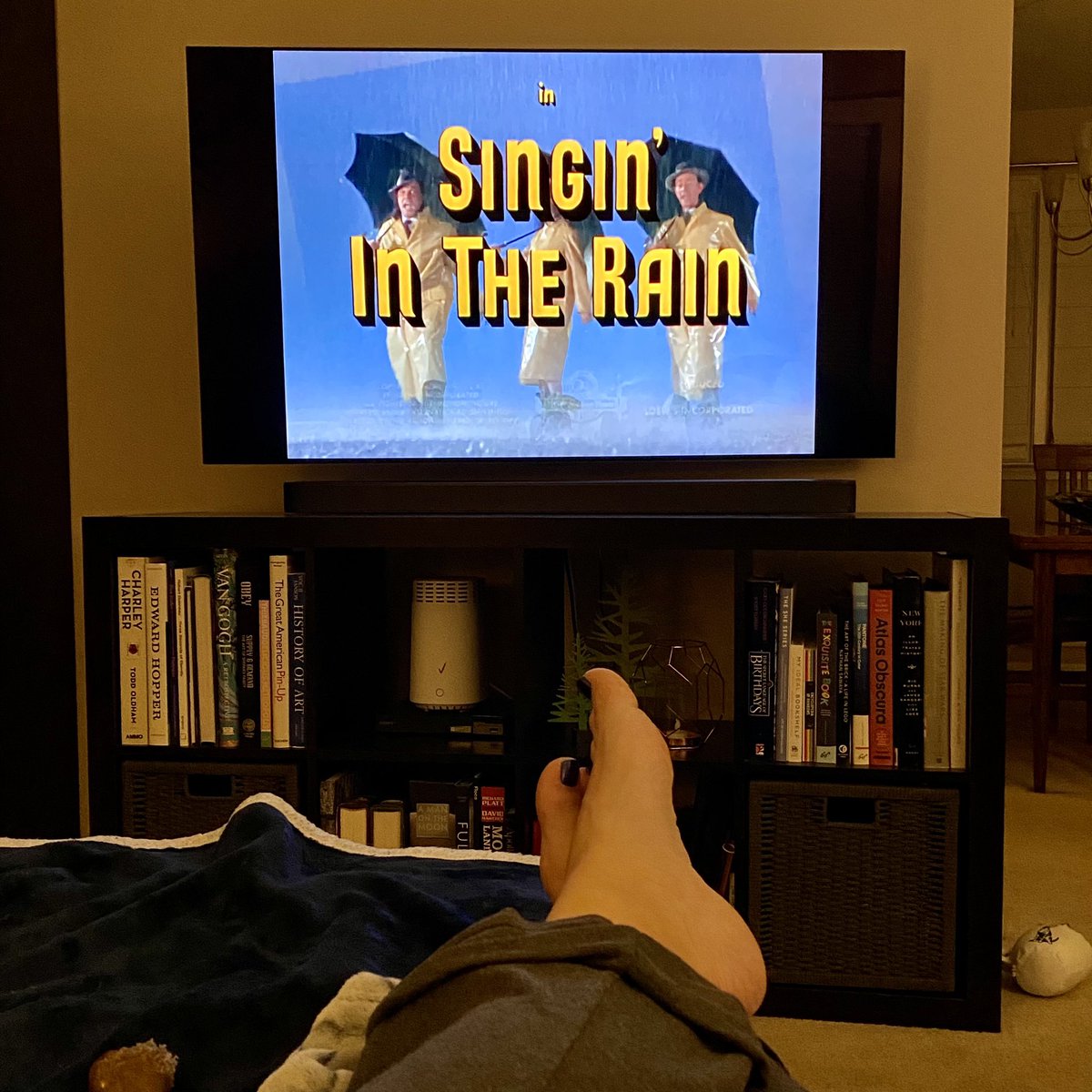 Andarko's tweet photo. A perfect movie.

@tcm #SinginInTheRain https://t.co/jeEjY37Co3