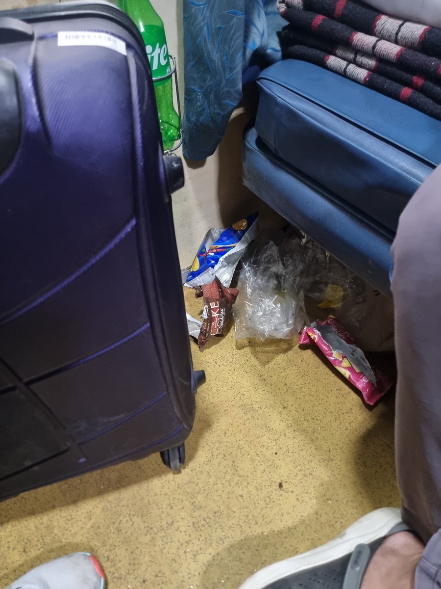 imgaurabC's tweet photo. @EasternRailway We have boarded to Train No.15722, 1st AC A1,A2,A3,A4,A5 and the cabin is totally dirty. Window is broken. If this is the condition of 1st AC, I don't know how people are traveling in sleeper class https://t.co/KES14GHHwW