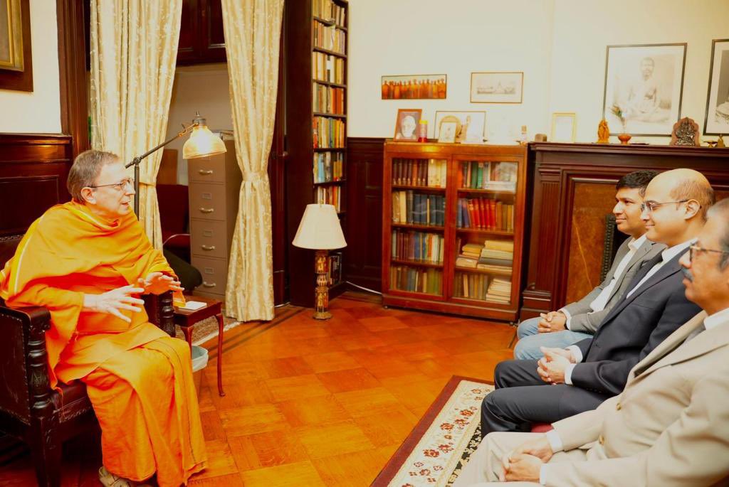 India in New York tweet media