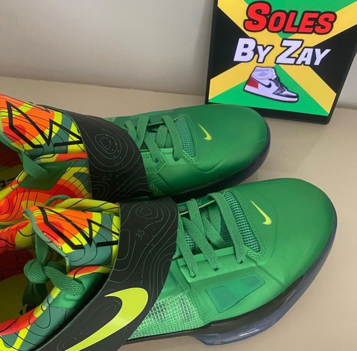 FIRST LOOK at the 2024 “Weatherman” Nike KD 4 🌴💥 bit.ly/3XOk23d