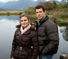 KelleBleschke's tweet image. One of my favorite scenes!
Seems so natural. 
@eric_mabius @realbrookeb @HallmarkDrama #HowToFallInLove