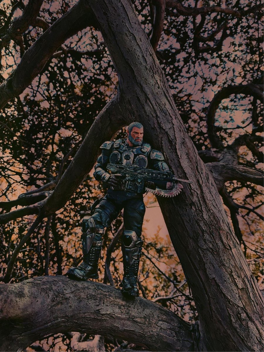 Gears Of War Figures And Customs tweet media