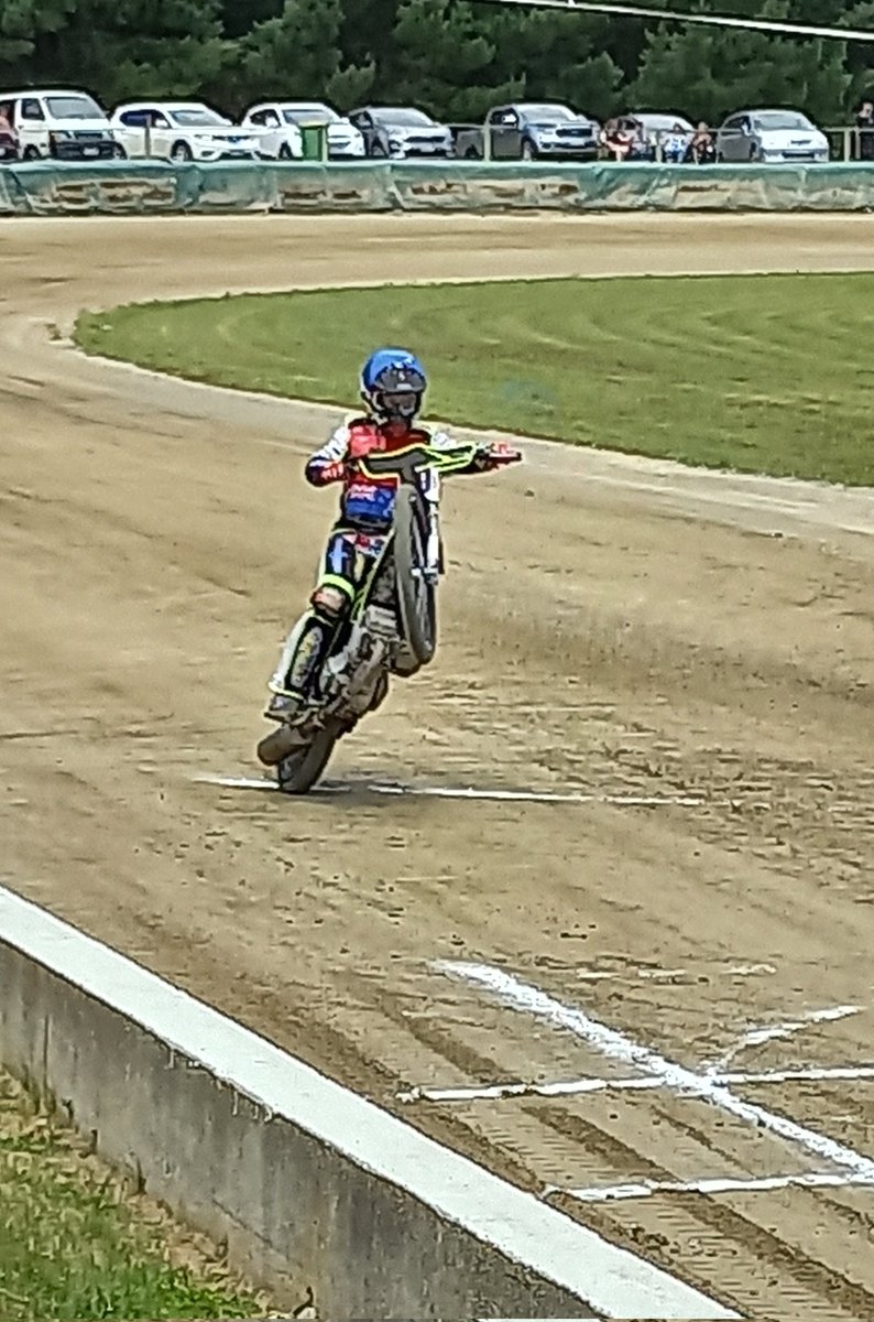 SpeedwayFan_NZ's tweet photo. Bradley Wilson Dean back in action at the New Zealand Solo Speedway Championship - after an absence of a few years. https://t.co/NjF8SWdz2s
