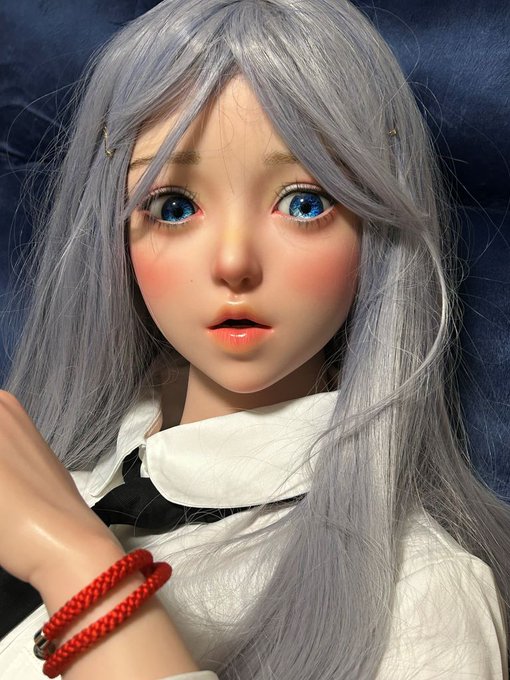 思いつきと一目惚れでドールさんを購入しもうした
かわいい(かわいい)
100%着せ替え観賞用です 