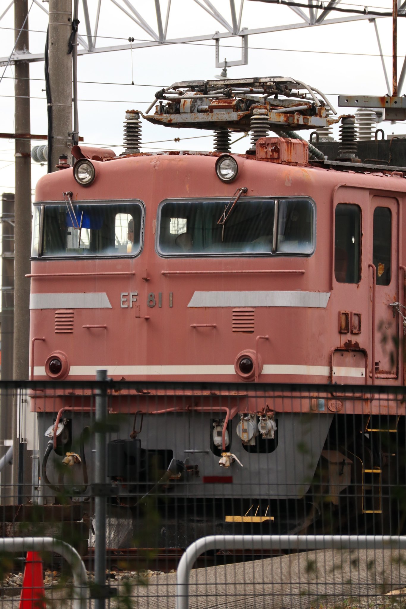 TR91 в X: „2023.12 富山県富山市 JR貨物 富山機関区 EF81-1