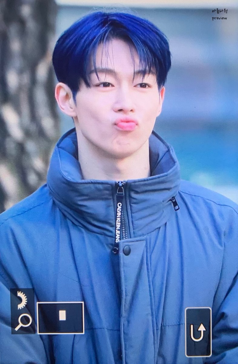 beautiful950724's tweet photo. 240113 음막중심
오래만~

#다원 #DAWON #이상혁 #상혁 #SF9 #에스에프나인 #Sequence #비보라 #BIBORA https://t.co/ERyfBeTzwf