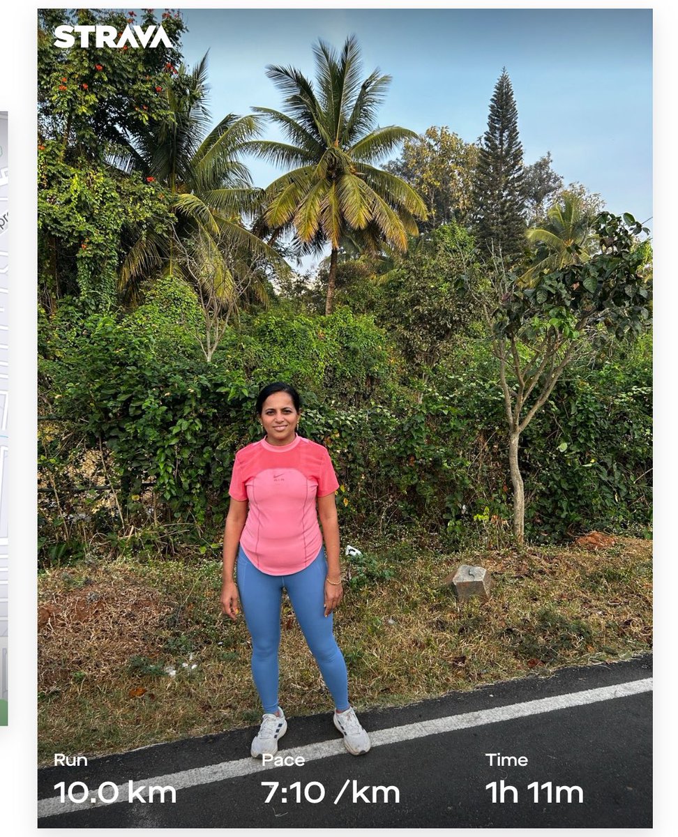 NagavidyaR's tweet photo. 10k for a weekend start
the feeling after a morning coffee and a run 🏃♀️is just priceless 😀😎💪
#5am #Run #Sweat #StayActive #Gratitude #Grateful #Acomplished https://t.co/1tjxcuONE2