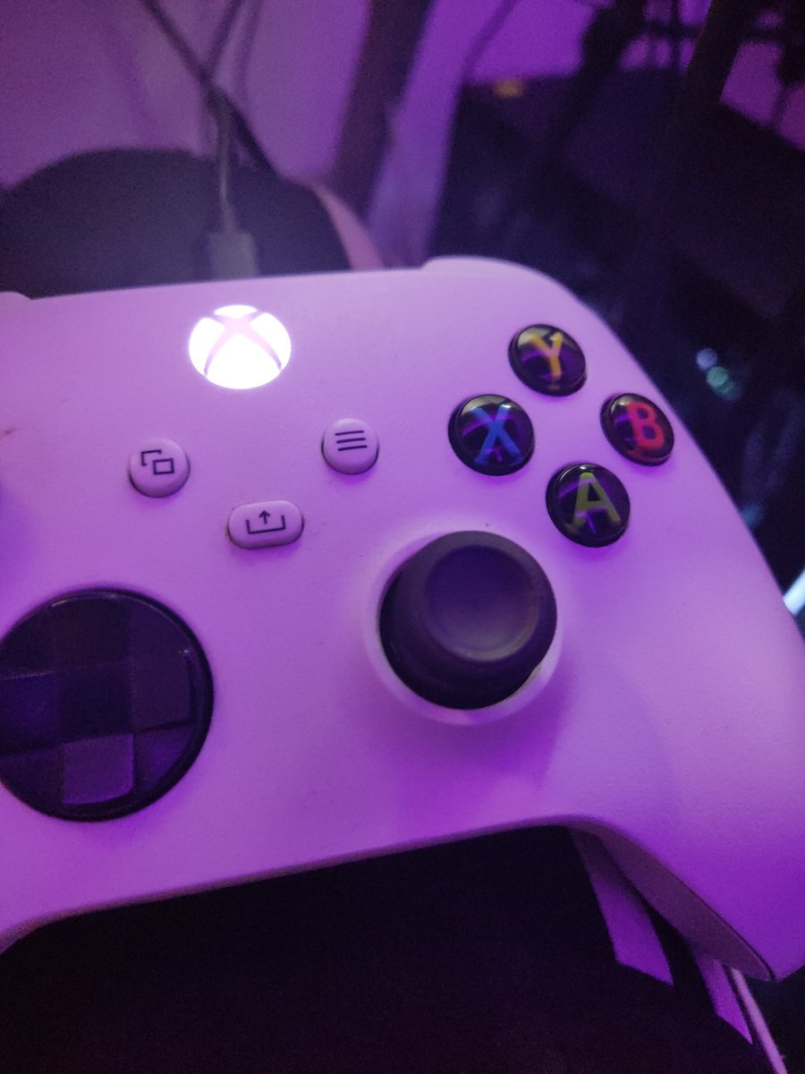 ACASIW5's tweet photo. ¡Seguimos con Halo MCC! 🎮💜

¡Ven a verme!
https://t.co/Cky0iobtKZ

#gamer #streaming #Xbox #Halo #twitch https://t.co/lRP3W4ckJg