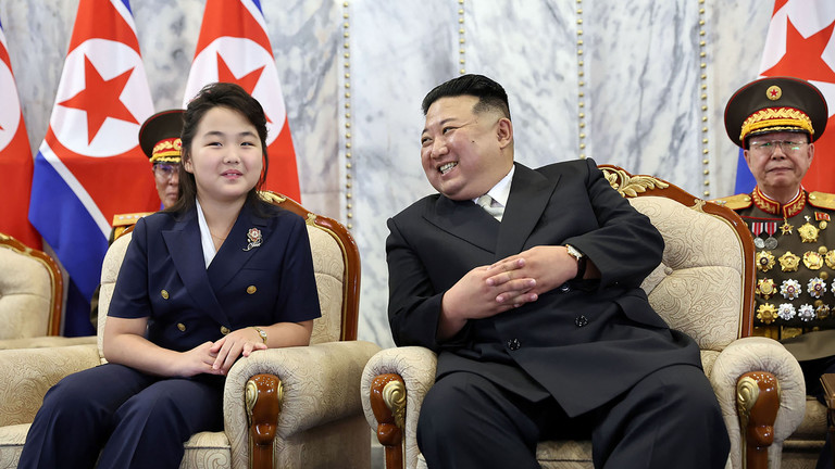 South Korean spies predict North’s likely next leader – #Nikkei. 

Seoul’s intelligence agency has predicted that Kim Jong-un’s daughter, Kim Ju-ae, will probably take over the reins. 

#NIS #KimJuAe #NorthKorea 
Nikkei Asia has reported that North Korean leader Kim Jong-un’s