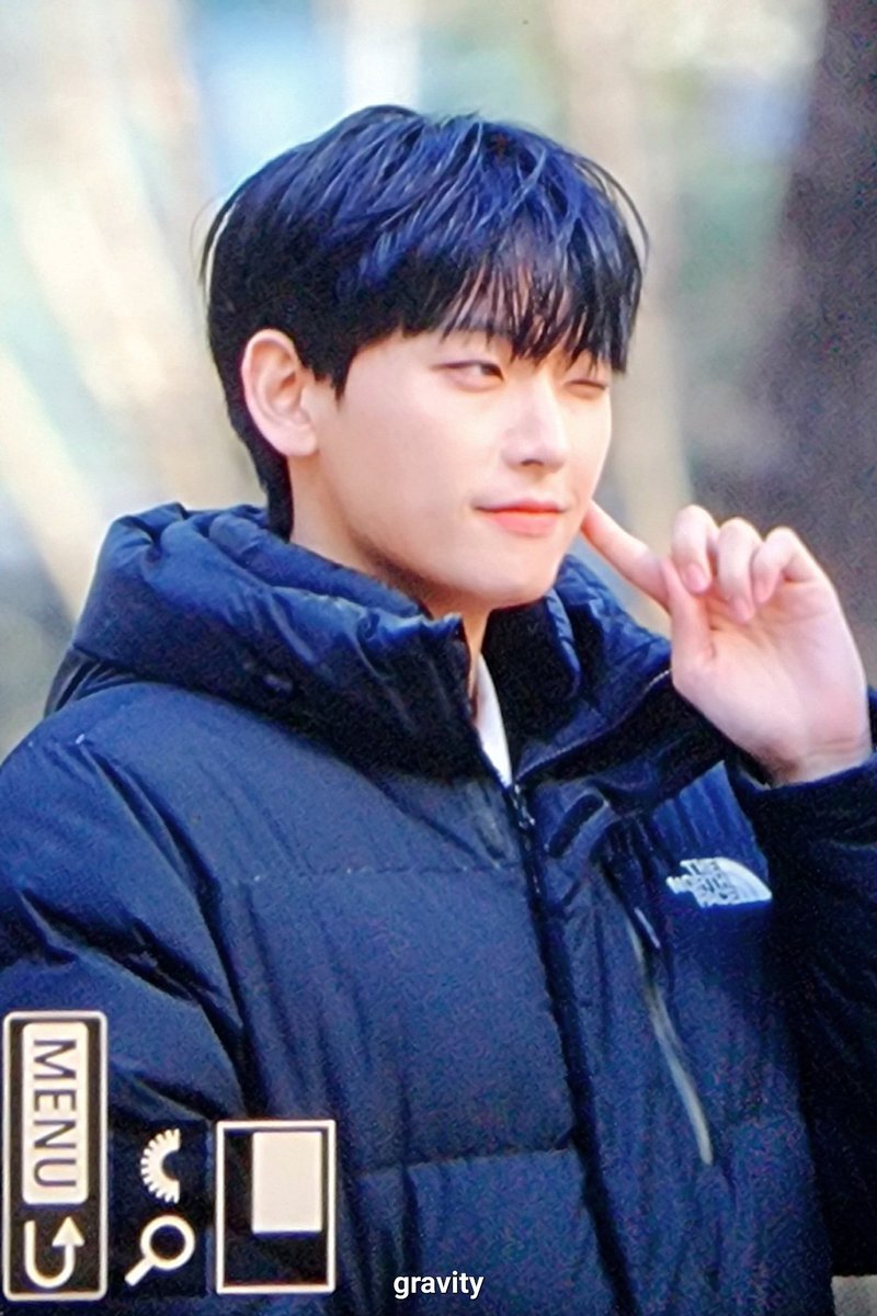 Gravity_to_9's tweet photo. 240113 음중 미니팬미팅
#인성 #김인성 #INSEONG #SF9 

얘두다 오늘 인성이 존잘미남이다 덮머 최고야아 https://t.co/8z2sCSNh4f