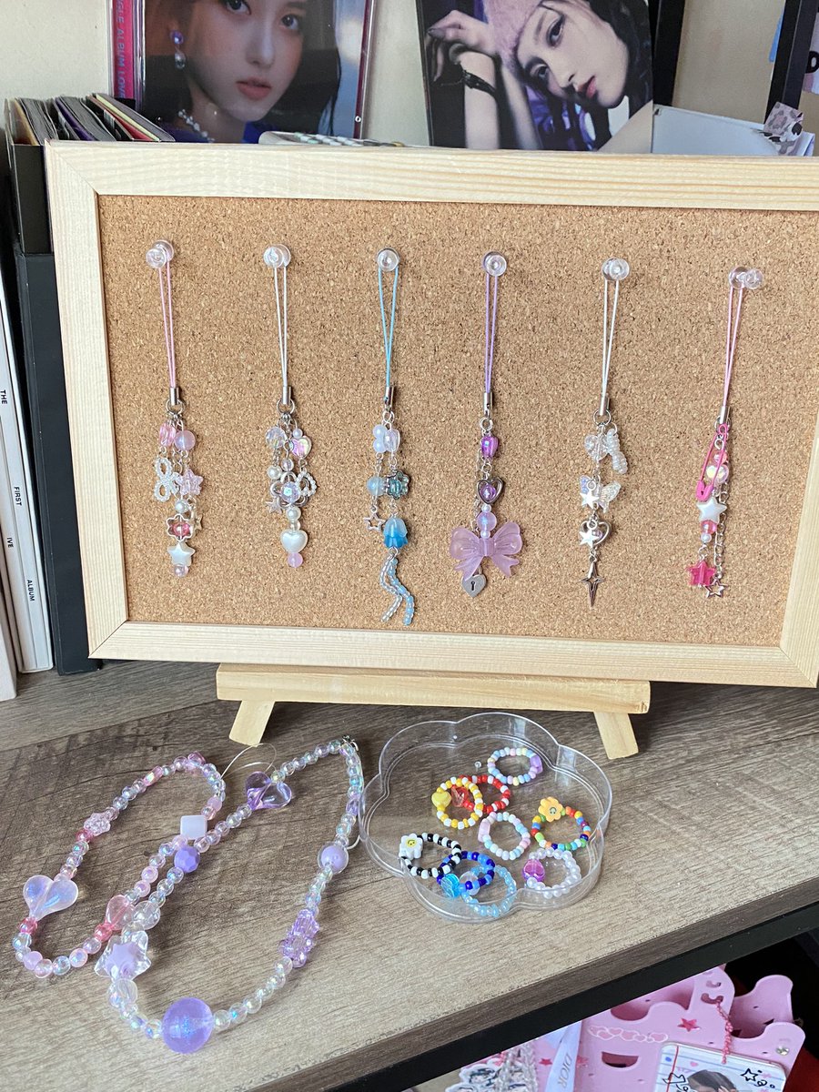 peadstudio's tweet photo. Hello 💘

These are some of charms that we are going to sell at  #PotatoPuppyJunhyeon

Don’t forget to visit our vendor booth 🥳 https://t.co/Vc4XFxokze