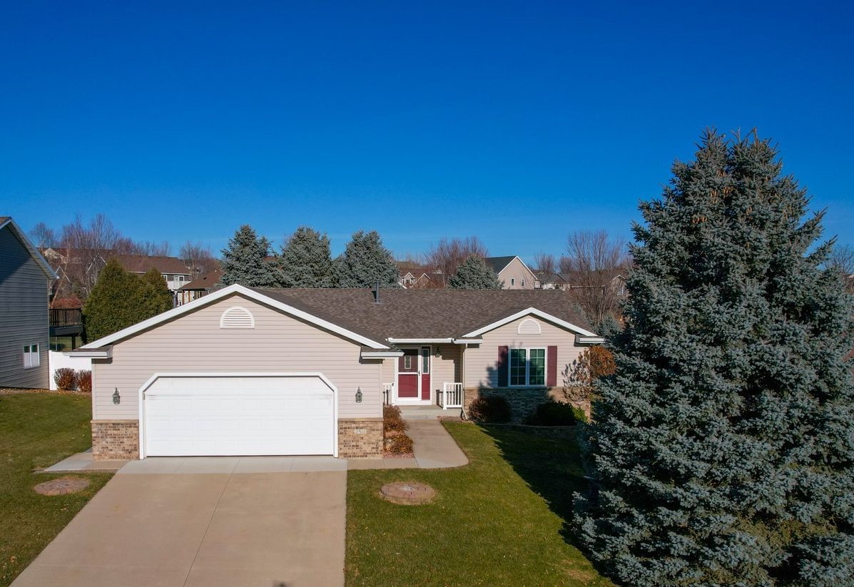 davidbirka's tweet photo. https://t.co/U4ahelw6GQ
Excellent Opportunity - New NW Rochester Listing Pre-Inspected, Loaded w/Updates, Sun Room, Main Floor Laundry, Fireplace w/Built ins, Oversized Heated Garage, Cul-de-sac, On City Bus Route, 507-250-1000 https://t.co/RuB8gWkXWM
