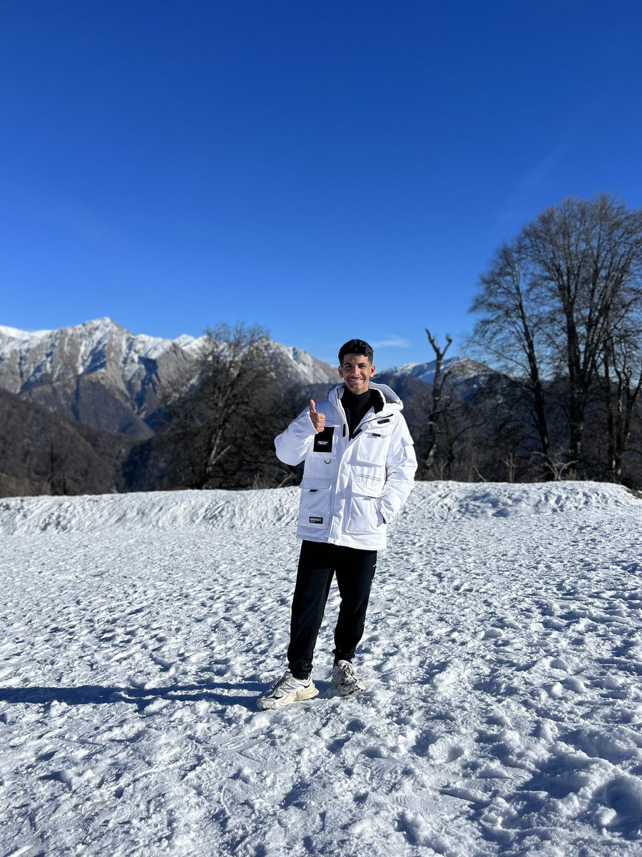 ibra_hammad1's tweet photo. احد احلام الطفولة تحقق ❄️❄️ https://t.co/UV64KncKoD