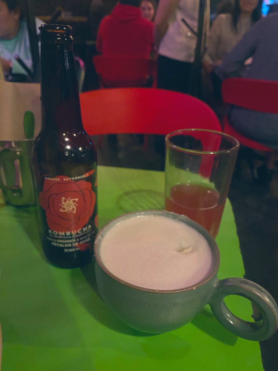#Kombucha para el alma y este chai que estaba en otro nivel…  😍
<a href="/lamaschicha/">La Chicha</a>