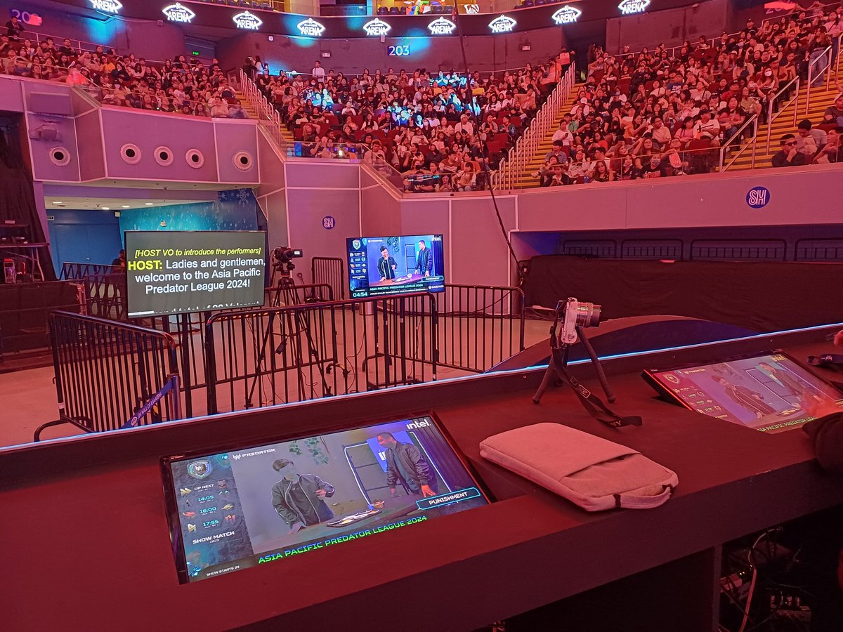 Today's workspace: Mall of Asia Arena 

SO EXCITED TO GET INTO THESE GAMES
#PredatorLeague2024