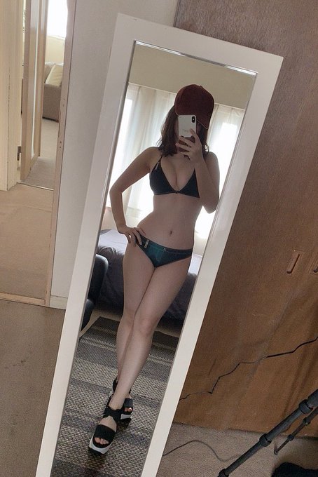 コスプレイヤー伊織もえのTwitter画像1