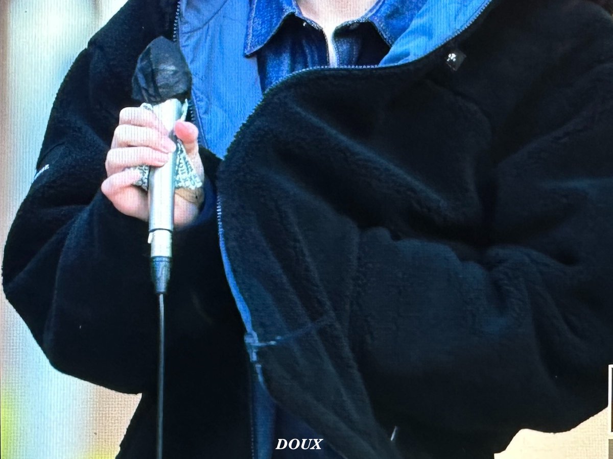 doux_cn's tweet photo. 240113 음중 미팬
아기추워🥹
#찬희 #에스에프나인 #CHANI #SF9 https://t.co/9z8yMgbDtY
