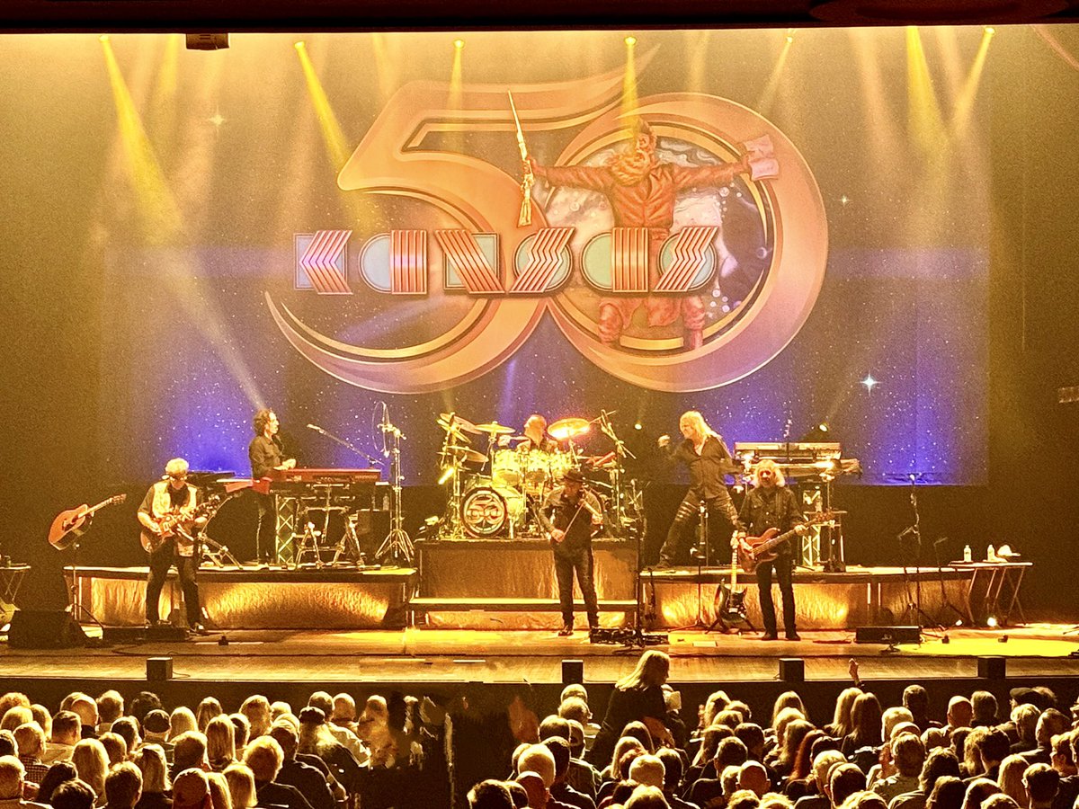 Jacksonville, FL - what a way to kickoff 2024 at a sold out Florida Theatre! DUUUUUVAL and goodnight from KANSAS! North Charleston, SC we will spend tomorrow night with you at North Charleston PAC!