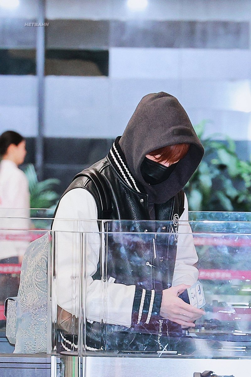 RiceTo222's tweet photo. [HQ] 240113 출국 #강다니엘 #KANGDANIEL https://t.co/Vdq7fMNmCe