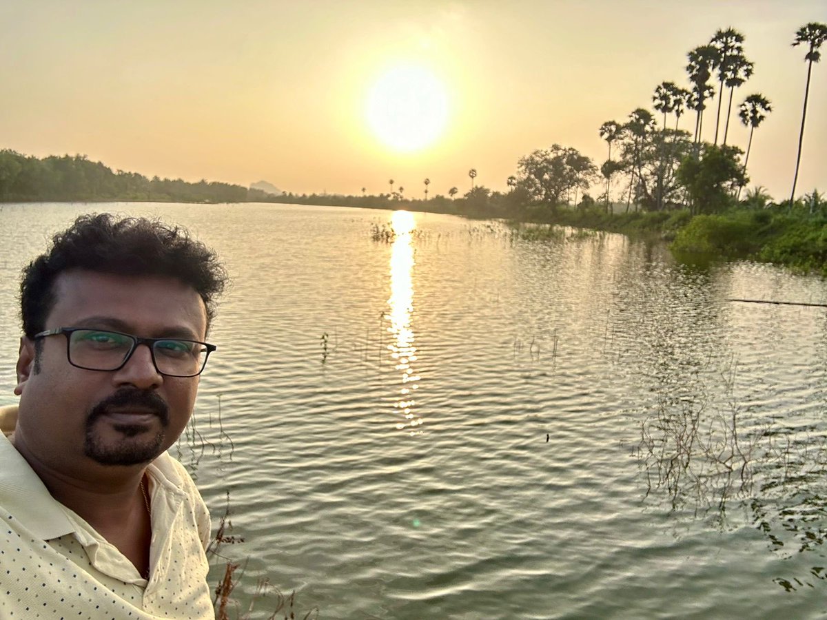 santhanakumarv5's tweet photo. காலை கதிரவன் 
ஒளிவீச்சில் எதுவும் அழகே.... https://t.co/1hDhBQFMRJ