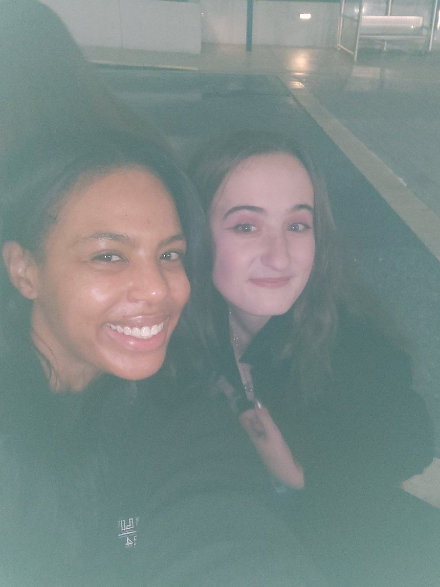 ringo 🤟🏻 tweet media