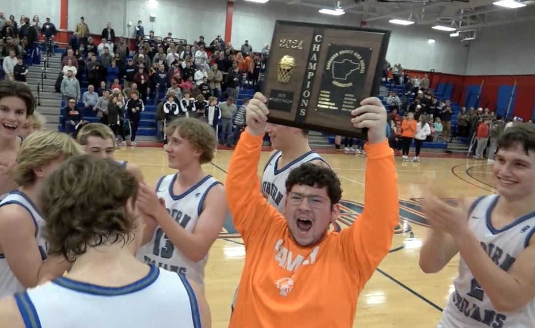 Channel1450com's tweet photo. Auburn Takes Home the Title! Trojans Top Pretzels For First County Championship Since 1986
https://t.co/nhchRZqogA https://t.co/s0JEPX6tOB