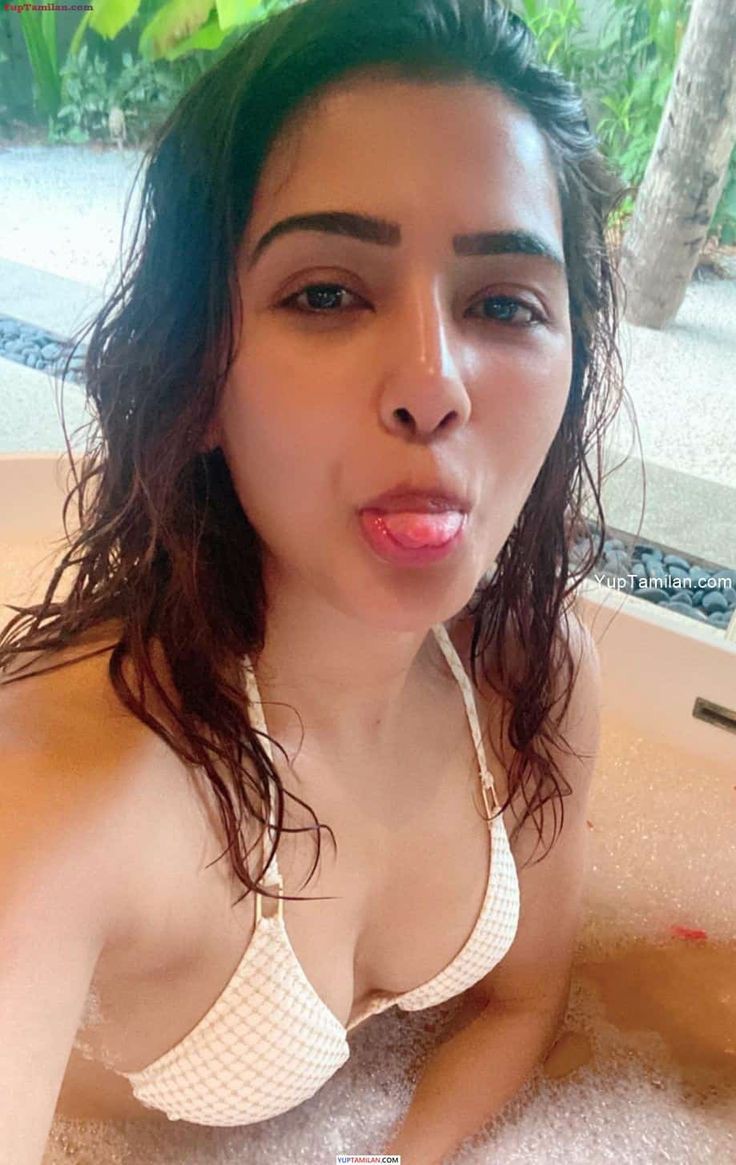 GDsq2nFWoAAveHO?format=jpg&name=medium