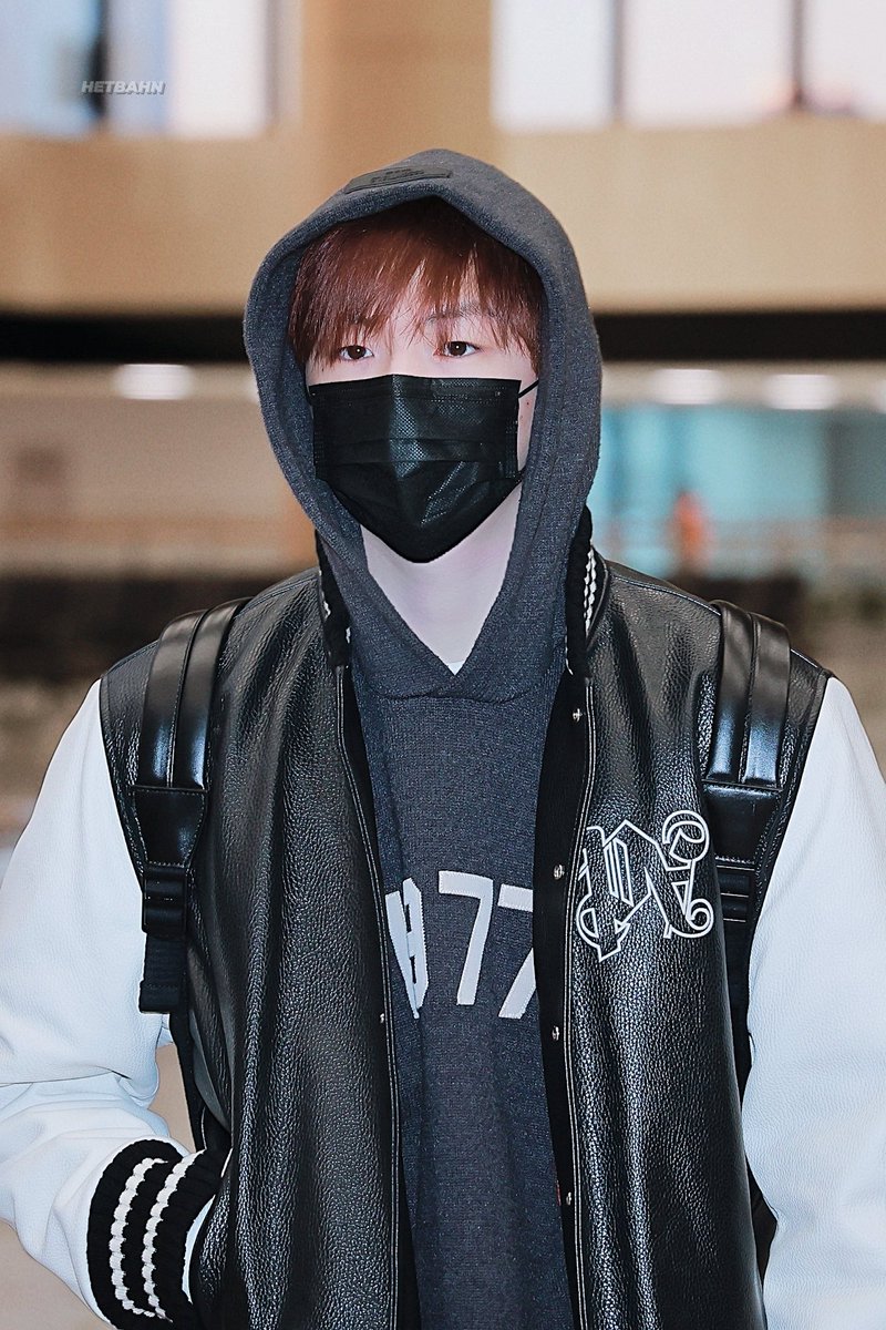 RiceTo222's tweet photo. [HQ] 240113 출국 #강다니엘 #KANGDANIEL https://t.co/9FYYvuThq7