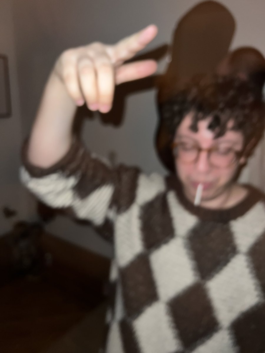jizzyjtiz's tweet photo. Tfw you look over at bestie during the hamster dance https://t.co/hi07BcLBfq