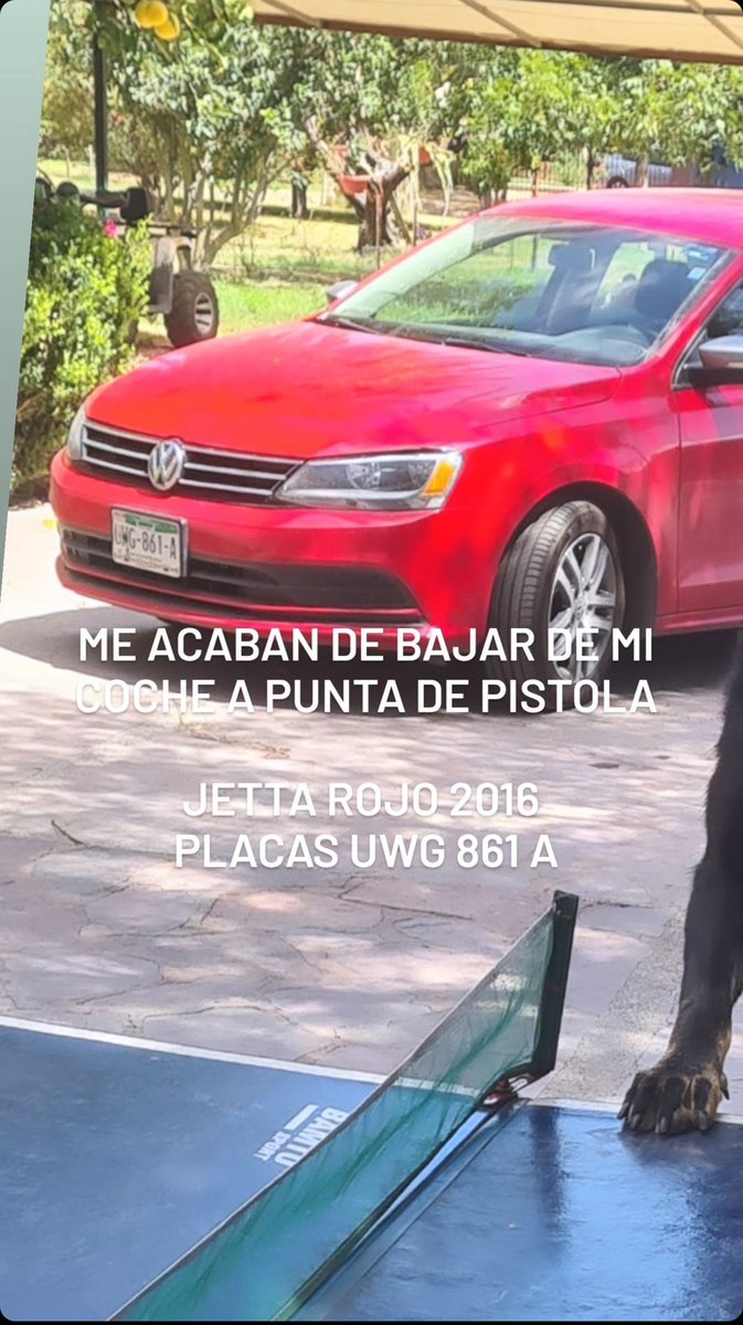 orametiche's tweet photo. robaron el coche de mi amigo en av. potosí aproximadamente a las 6:30 pm. por favor ayúdenme a hacer difusión! ya se hizo la denuncia correspondiente https://t.co/vwGUVfAeoH