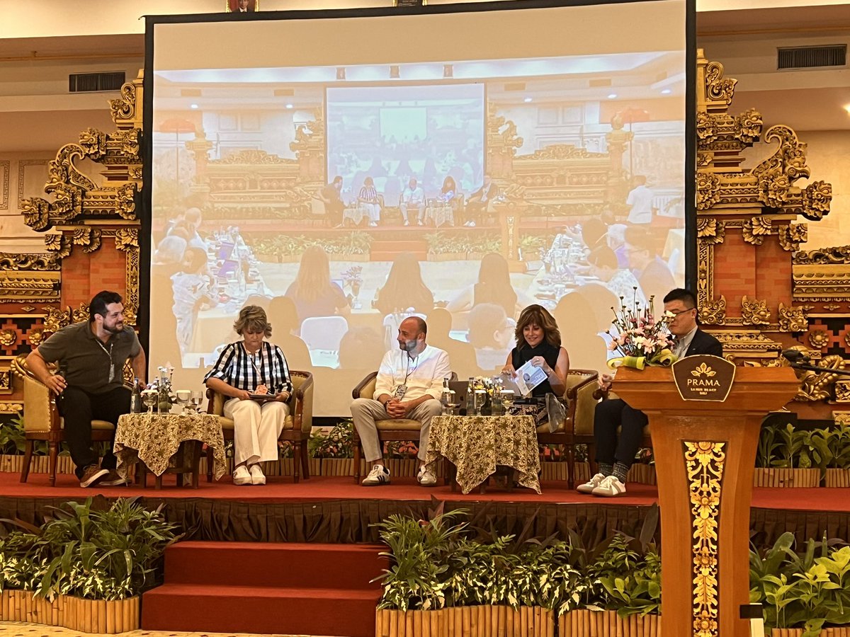 AIICUSA's tweet photo. #aiicprims panel with Ney Neto/event strategist, Barbara Bethäuser-Conte/Consultant Interpreters Group at AIIC, David Granite/Dorier Group. Like #interpreters, the MICE industry is also keen on preserving client’s confidentiality when using AI tools. #conferenceinterpreters https://t.co/HjADR4oPD1
