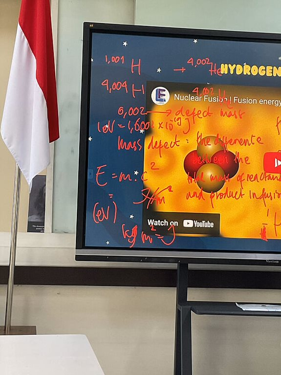 shesprogressing's tweet image. kinda miss notes yang very unlikely aku pindahin ke buku catetan..