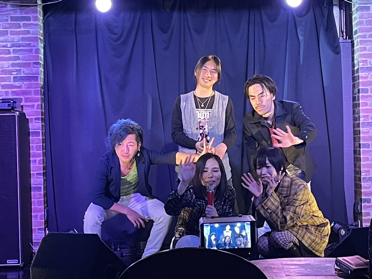 0toha0325's tweet photo. Fuzzy wave行ってきましたー！
みなさんお疲れさまですー✨
#FuzzyWave https://t.co/oWTwxT8IK9