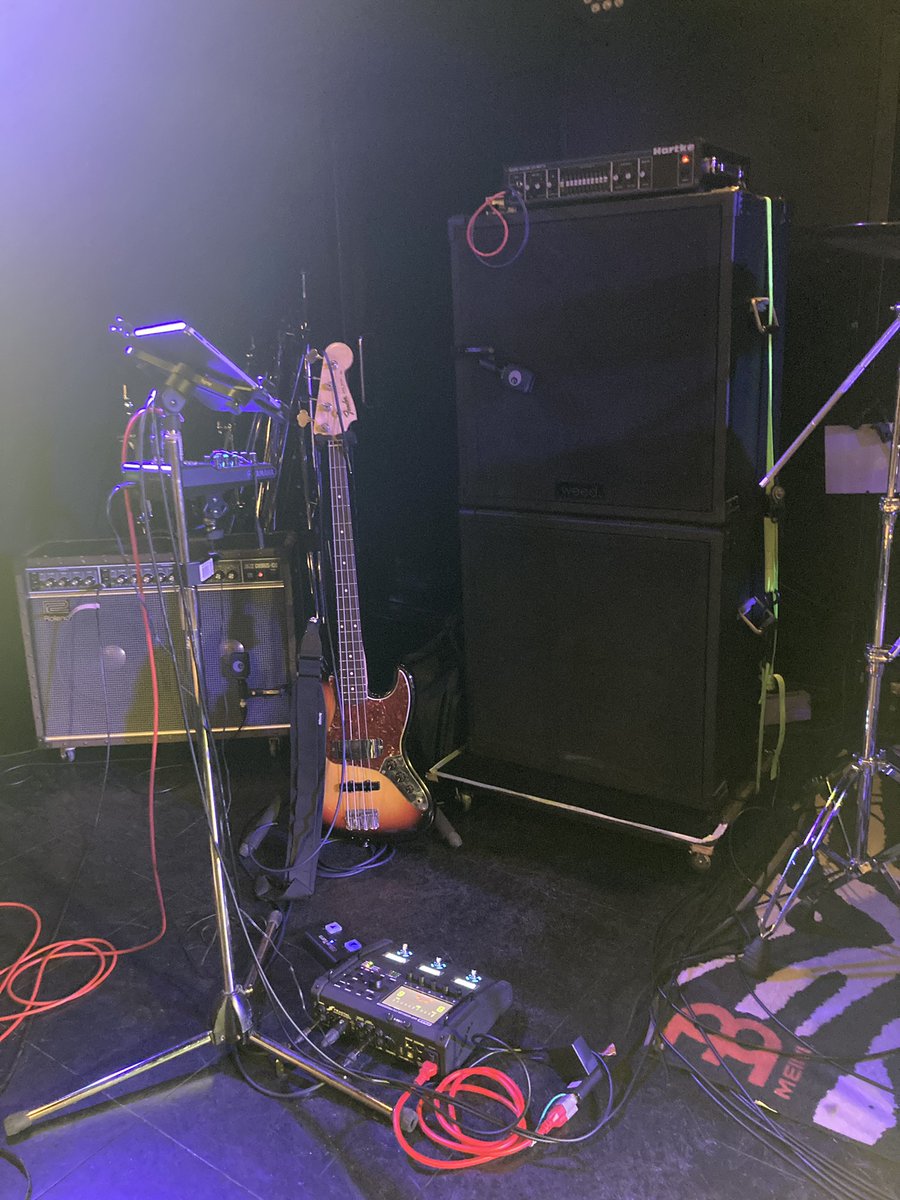 Bass_aoi's tweet image. ライブ初めじゃーい