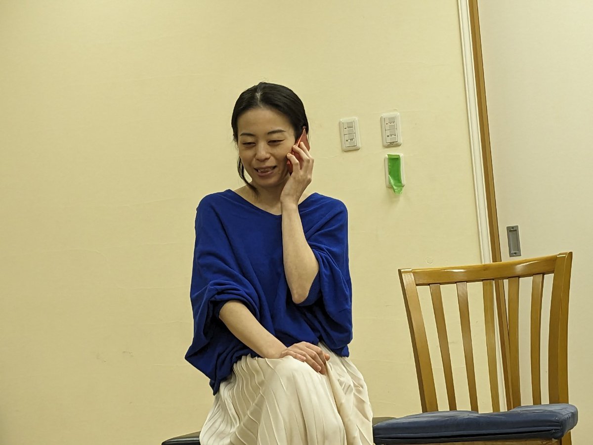 Lumetooo's tweet photo. 【出演者紹介】
まりあ役、鈴木はるかさん。
人妻の役をやります。

Lumetoには2回目の出演。
とにかく素直で、相手役の芝居に影響を受けやすい方。
今回2シーンありますが全然違う表情を見せてくれます。
すごく色っぽいのですが色っぽさも2シーンで違う。
狙った獲物は逃さないというあの目が素敵。 https://t.co/zrjNMbqagG