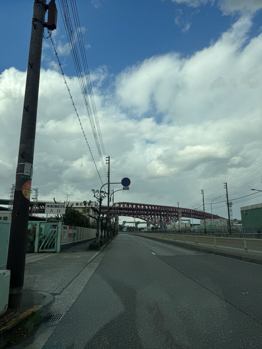blackno003's tweet photo. 懐かしの場所
もー23年もたつかー。。
🙏
#90R
#直角 https://t.co/RF5UfOCkSA