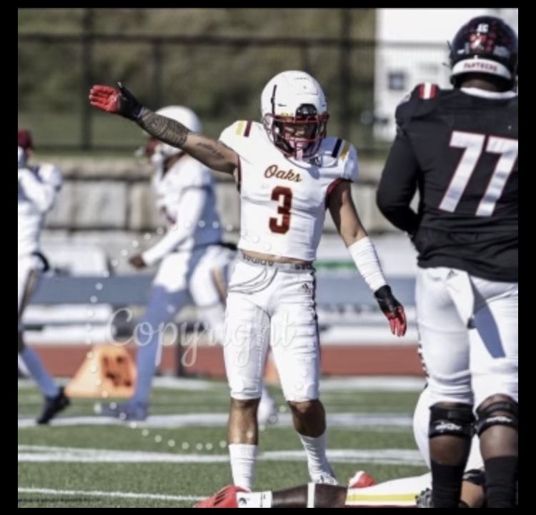 valid_kyron's tweet photo. After a great conversation with @sando5656 I have been blessed to receive An offer from @oaksfb Lincoln University #YAEYAE #BAYAREA 
@CoachWeev_Goat @CoachMulitalo @zniusulu @Apineru_Lealofi https://t.co/QyOG7LmkLf