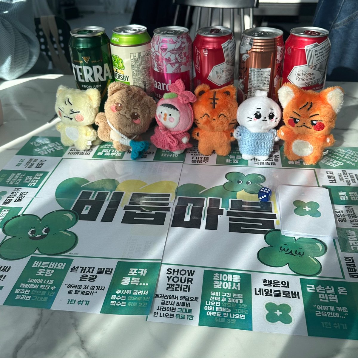 📍홍대 쏘풀파티룸 라라랜드 

02즈 연초 파티🥳💙
야무지게 먹방부터 비툽마블까지 한 여성들 어때 …👍🏻🤤