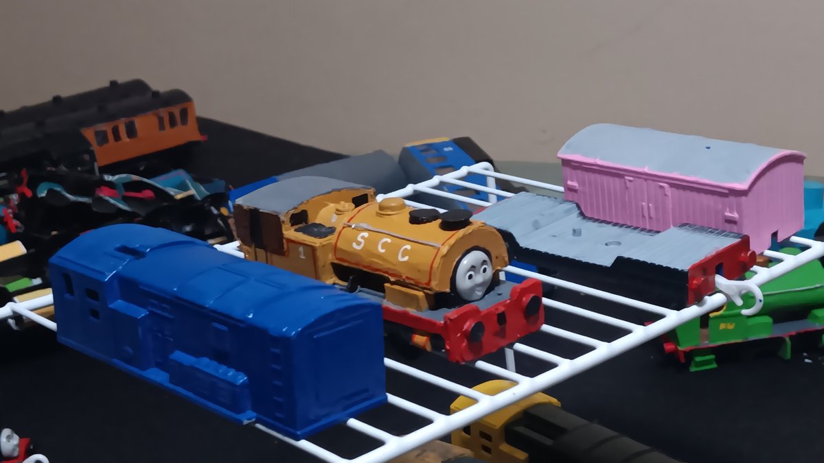 trackmaster customs are really quite theraputic in a weird way tbh