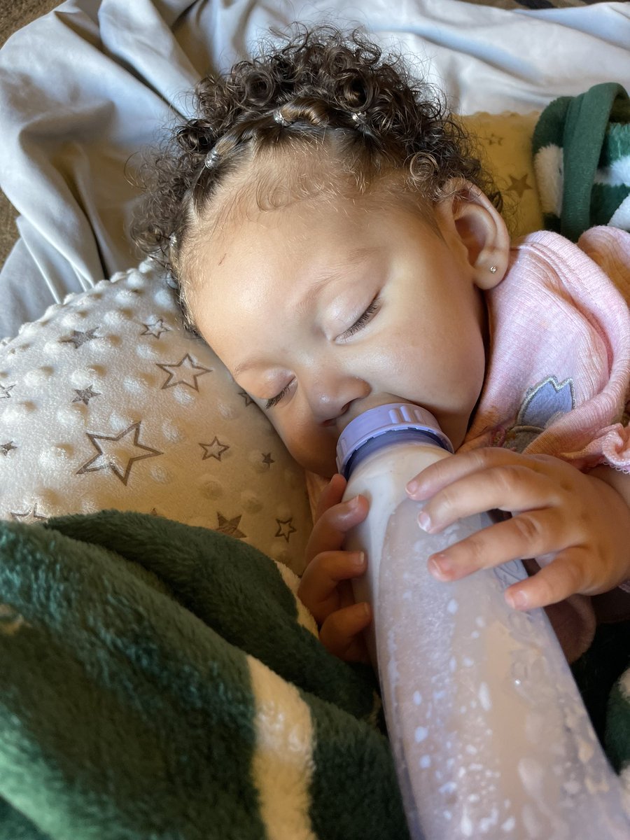 SubriaAmor's tweet photo. I love being your mommy 🥺 https://t.co/lalNDX2Gzs