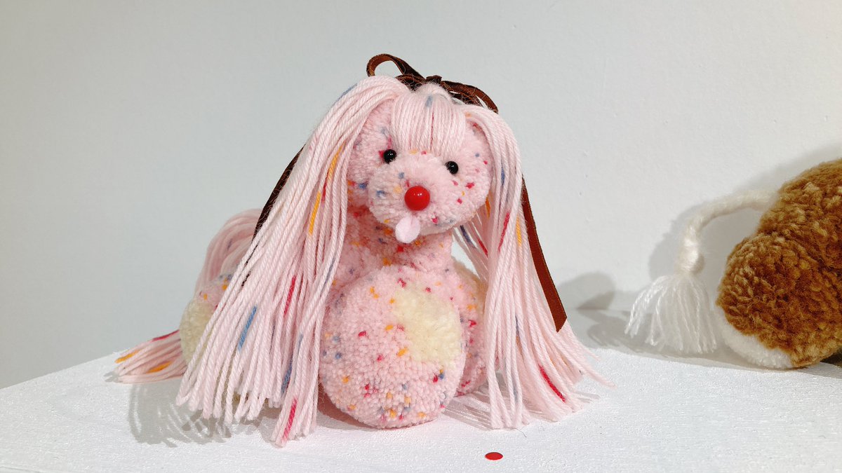 「KAHOさん個展『album.』見に行きました  どの生き物もみんな静かに丸々と」|suwasayakaのイラスト