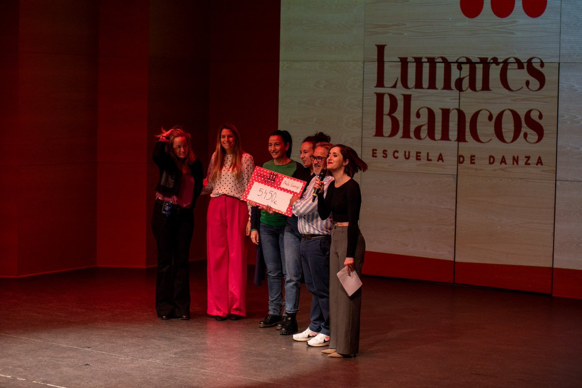 Fantástico el festival benéfico 💃 Boadilla por la danza, que se está celebrando hoy en el Auditorio Municipal, en beneficio de Fundación Almar y el centro de terapias Anda Conmigo 👏