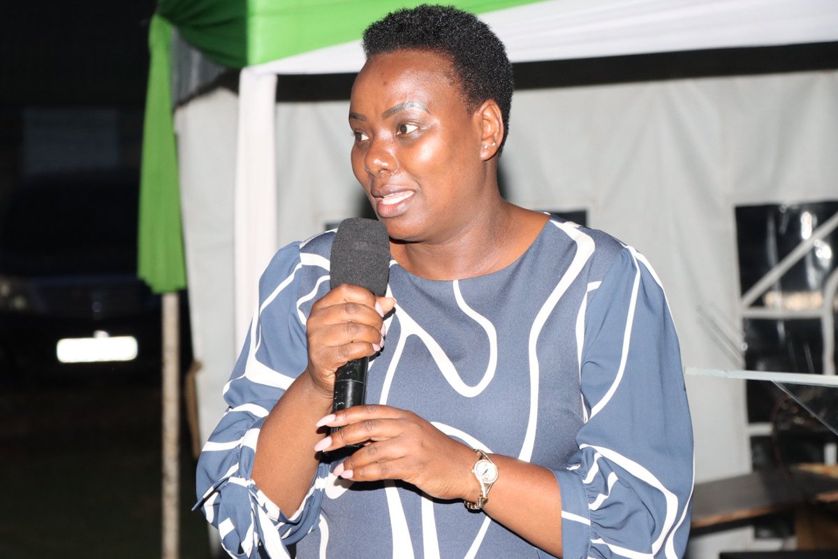 lvswwda's tweet photo. NEW CEO
Ms. Jackline Kemunto is the new CEO of LVSWWDA  She takes over from Mr. Chrispine Omondi Juma, HSC who has been the Acting CEO since 2021. She was formally introduced to  the Agency by the Board Chairman Hon. Cavince Odoyo Owidi  on 12th January, 2024. https://t.co/i4iuDjRSla
