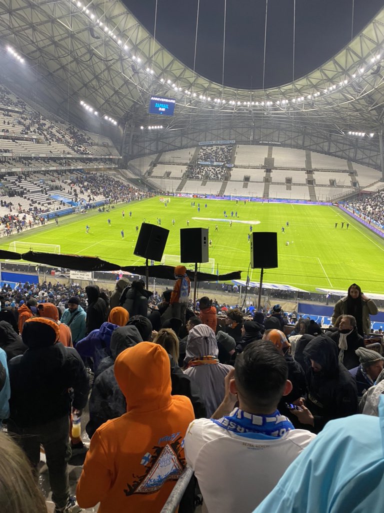 Merci à <a href="/PhoceenVirage/">Virage phocéen</a> pour les abos au sud, on s’est régalé chez les Winners en attendant le retour au nord 👍🏻