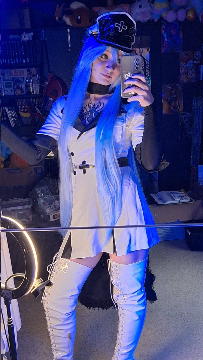 Mephine exe tweet media