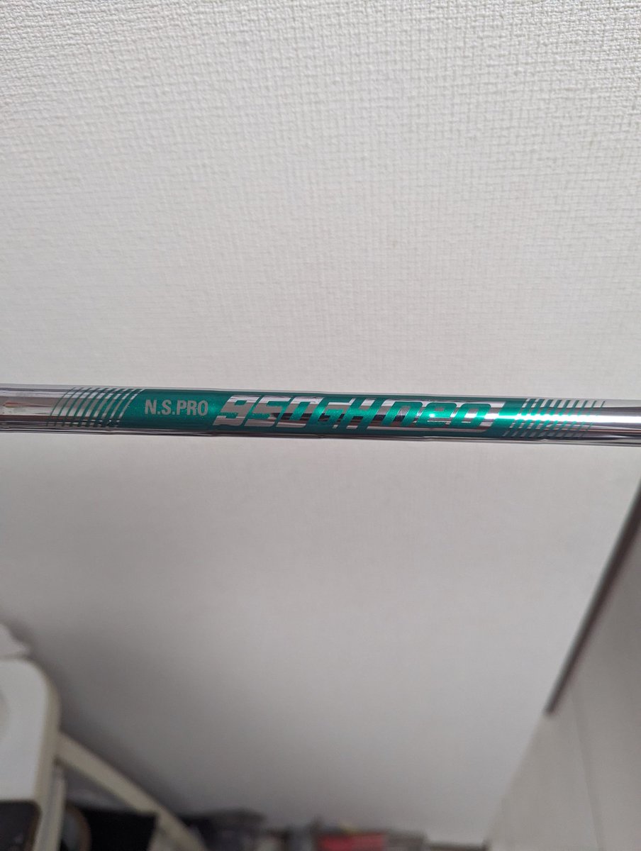 cN4nCoIsBTq4L95's tweet photo. まさかのアイアンチェンジです。
どうしても重量フローを考えるとリシャフトより新しいアイアンが欲しくて購入。評判がいいアイアンと試打したところいい感じだったので購入しました✨90台のシャフトは初めてです。でも打った感じは良かったです⛳
#ゴルフ
#ヤマハ
#RMXVD/M https://t.co/iOzjqKlpdV