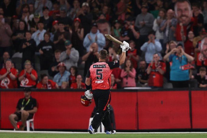  📹 Credits: Twitter/RenegadesBBL